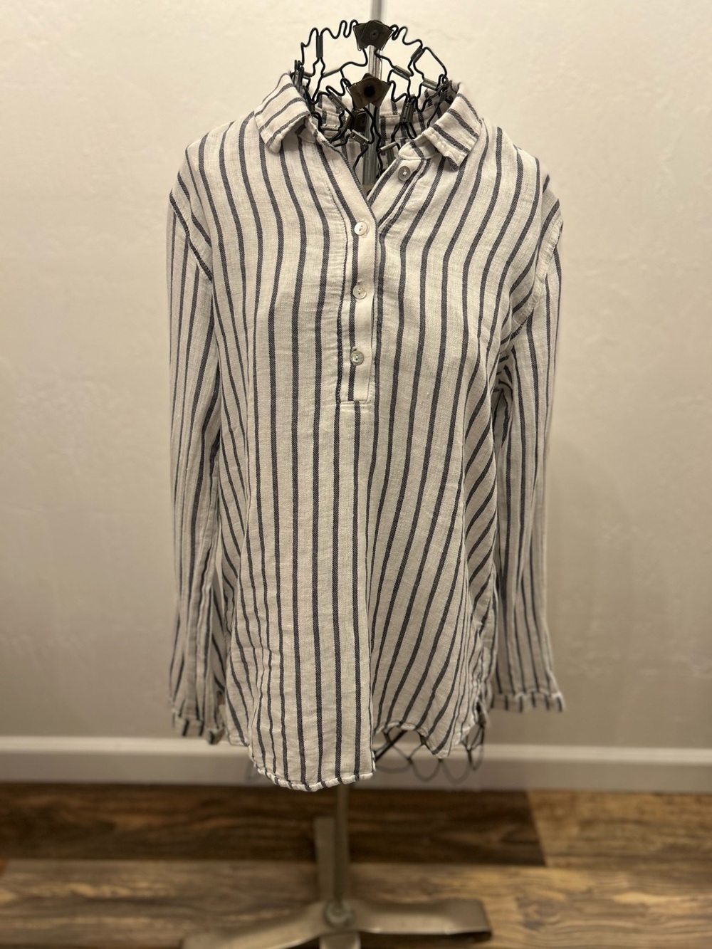 Not Monday Coastal Linen Gray Stripe Tunic Shirt Small